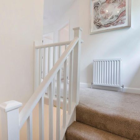 The Burton York 3 Bedroom House Sleeps 6 Экстерьер фото