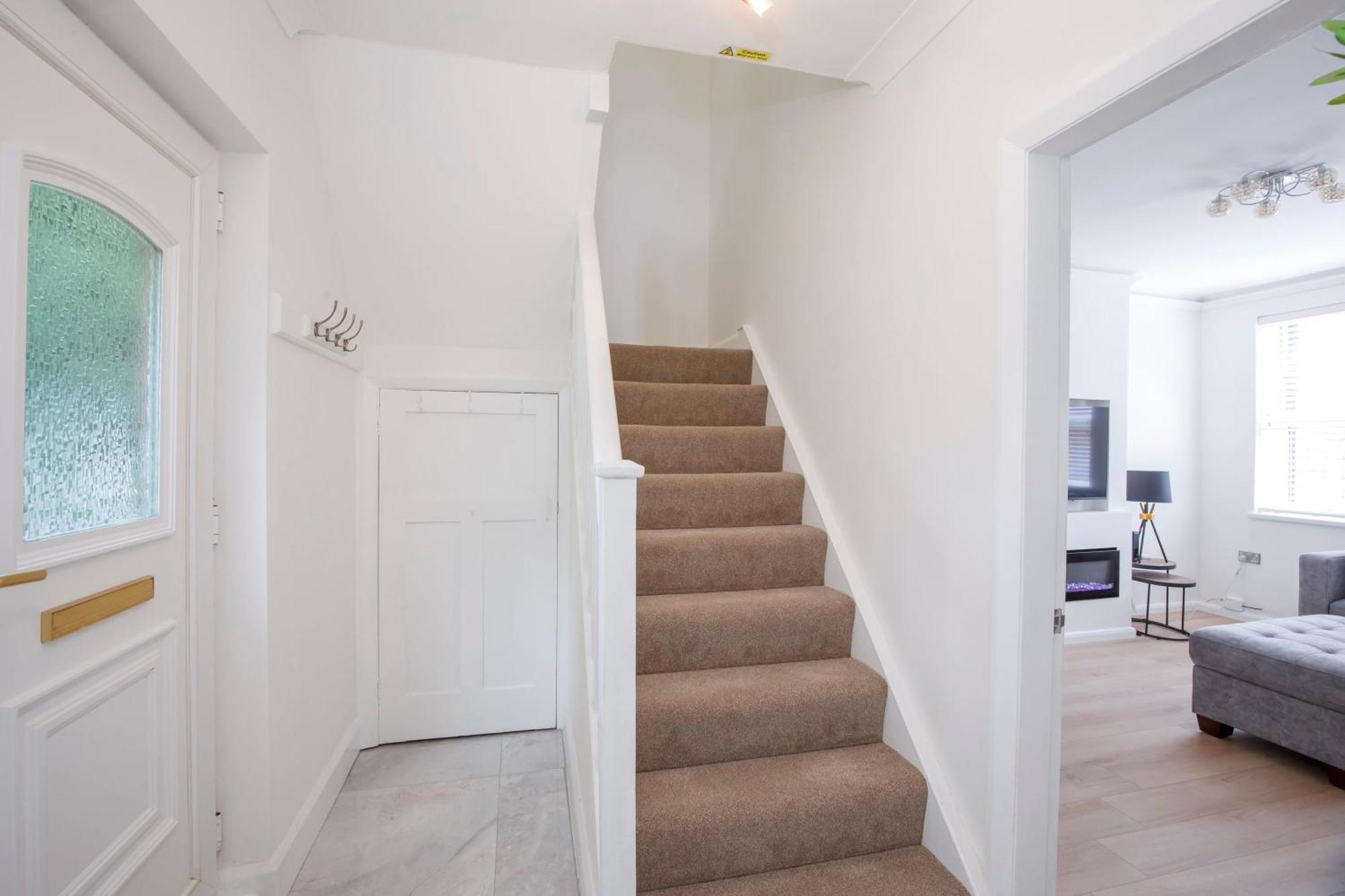 The Burton York 3 Bedroom House Sleeps 6 Экстерьер фото