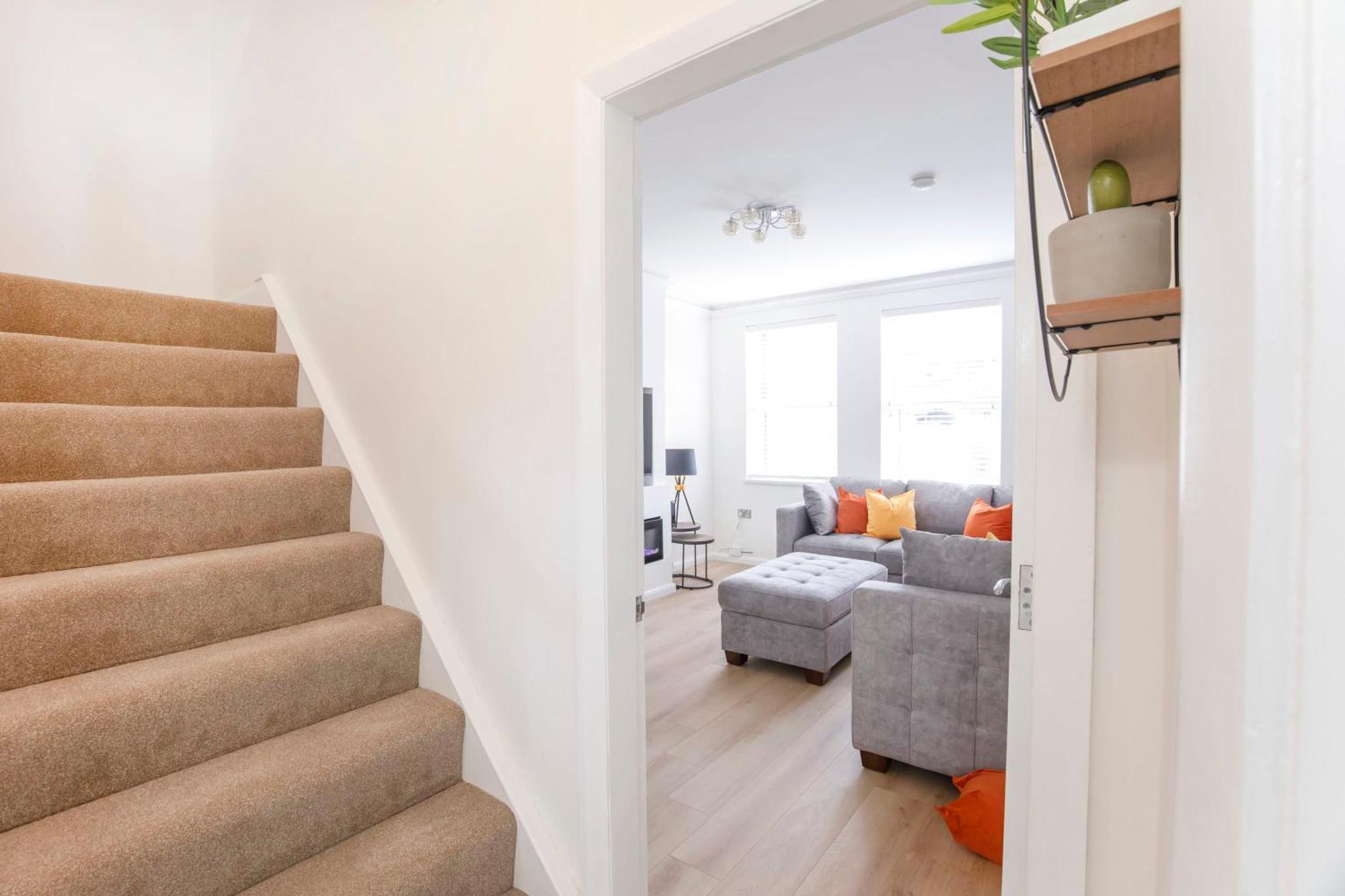 The Burton York 3 Bedroom House Sleeps 6 Экстерьер фото