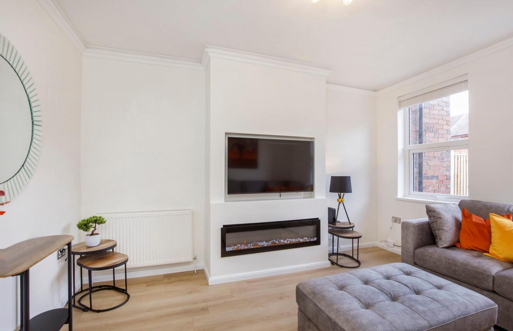 The Burton York 3 Bedroom House Sleeps 6 Экстерьер фото