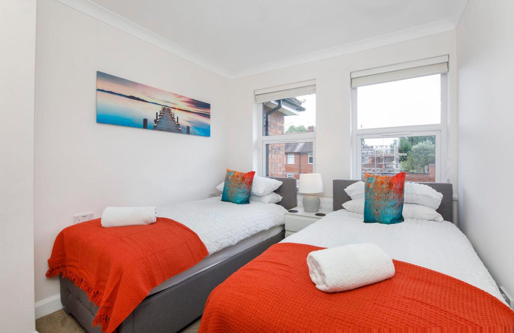 The Burton York 3 Bedroom House Sleeps 6 Экстерьер фото